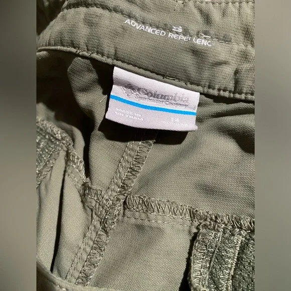 Columbia pants. Omni-wick. Sz 14 regular. Cargo packets. Lightweight. - Picture 4 of 8